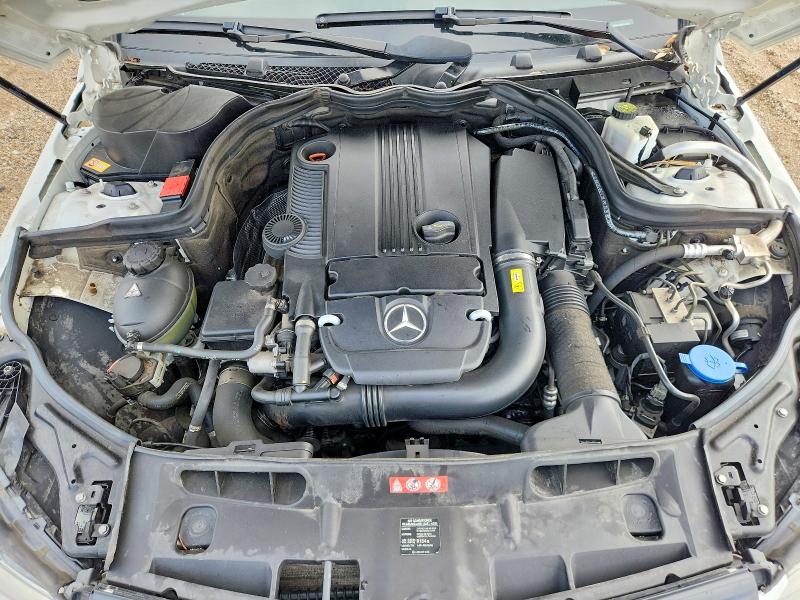Снимка 11 от търг – 2013 MERCEDES-BENZ C с VIN WDDGF4HB0DA782042