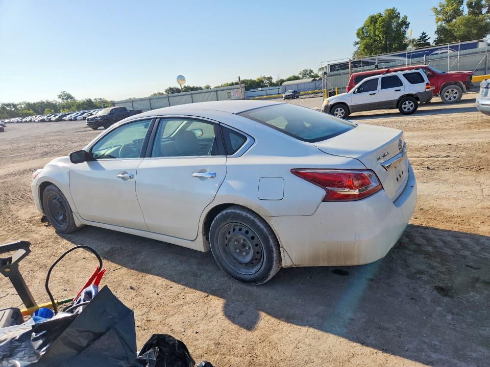 Photo 2 from auction – 2013 NISSAN ALTIMA with VIN 1N4AL3AP8DN477959