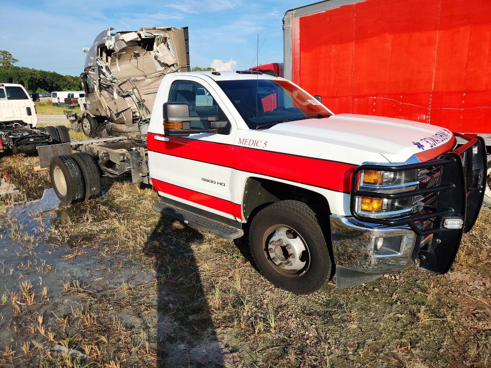 Photo 4 from auction – 2017 CHEVROLET SILVERADO with VIN 1GB3CZCG8HF160934