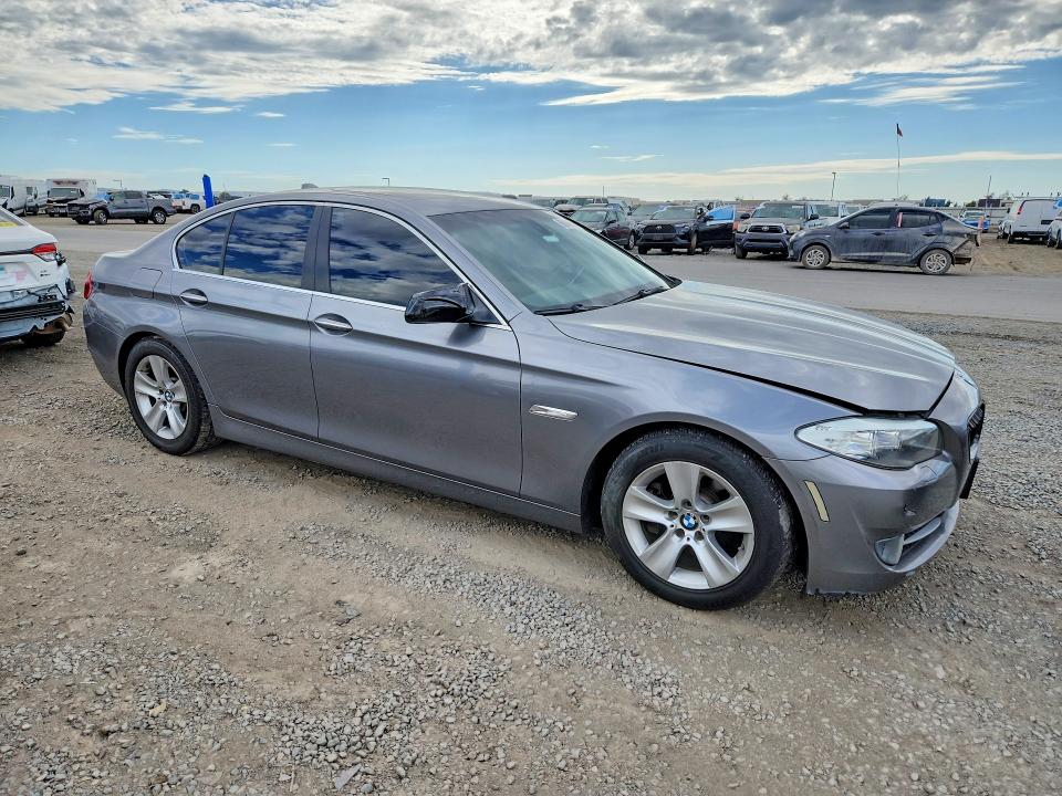 Photo 4 from auction – 2012 BMW 528 with VIN WBAXG5C59CDX04125
