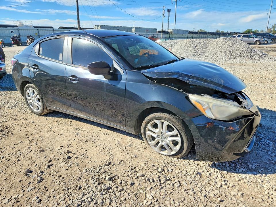 Zdjęcie 4 z aukcji – 2016 SCION IA z VIN 3MYDLBZV7GY140888