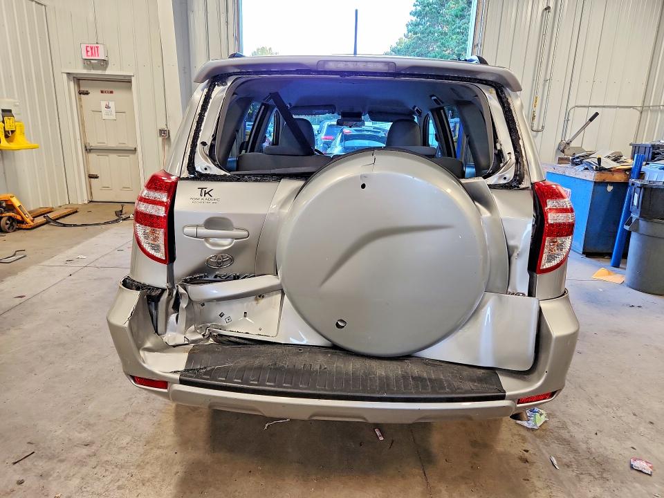 Zdjęcie 6 z aukcji – 2010 TOYOTA RAV4 z VIN 2T3BF4DV9AW071165