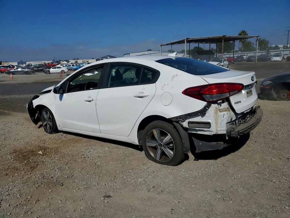 Photo 2 from auction – 2018 KIA FORTE with VIN 3KPFL4A79JE193956