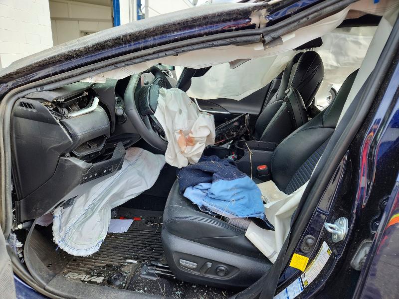 Photo 7 from auction – 2021 TOYOTA RAV4 with VIN 4T3E6RFV6MU016829
