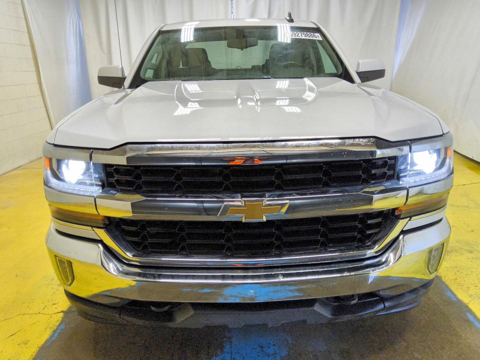 Photo 5 from auction – 2017 CHEVROLET SILVERADO with VIN 1GCVKREC5HZ255144