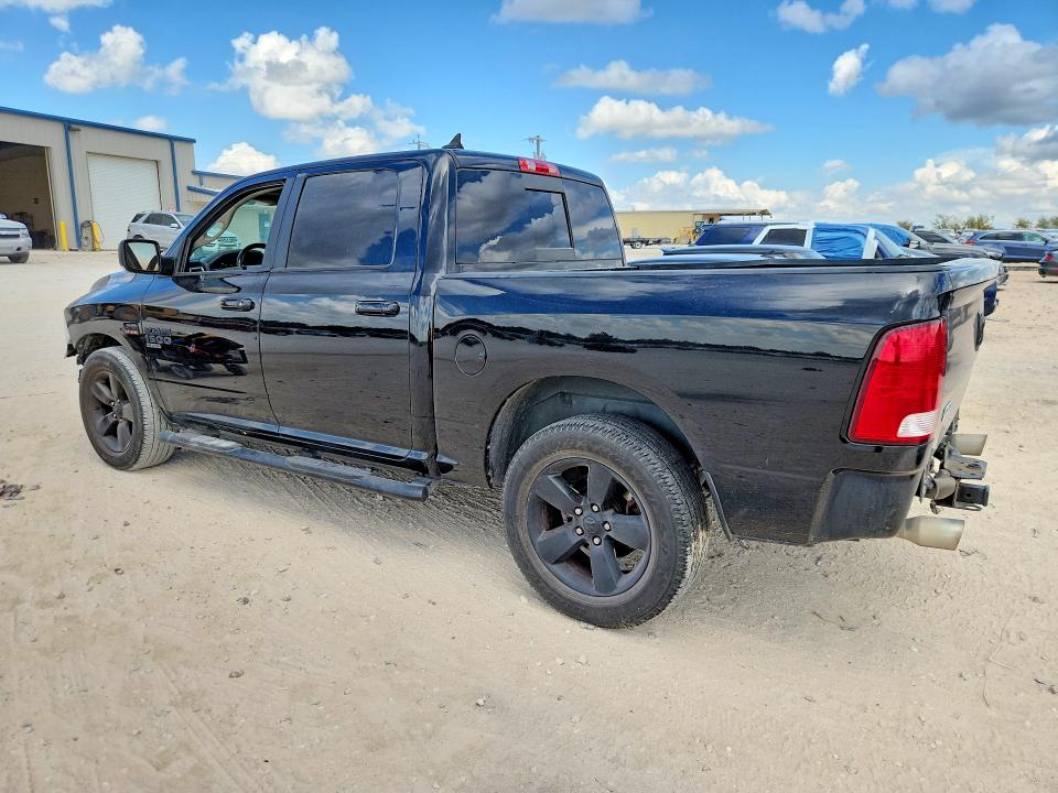 Снимка 2 от търг – 2019 RAM 1500 CLASSIC с VIN 1C6RR6LT3KS604047