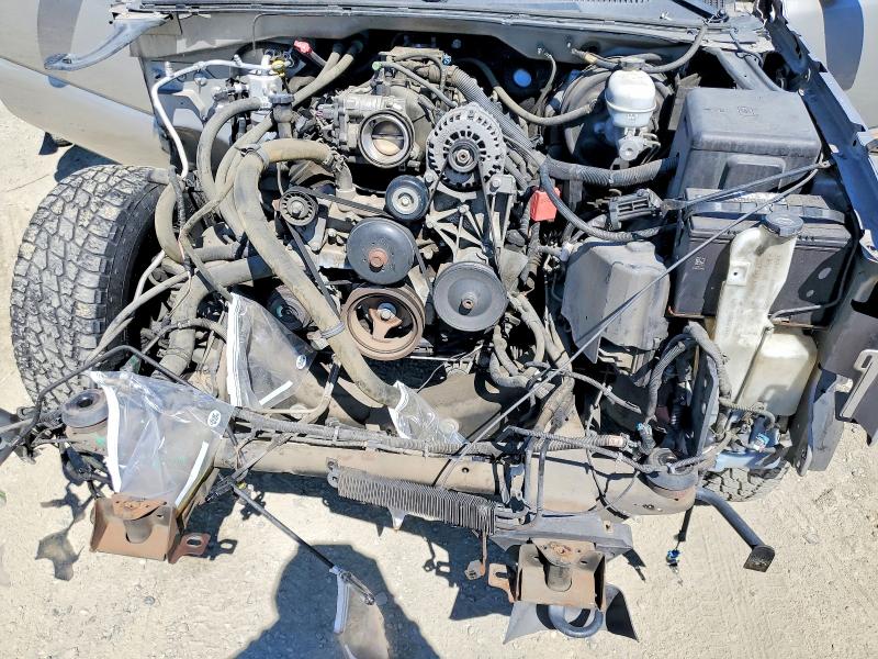 Photo 11 from auction – 2006 CHEVROLET SILVERADO with VIN 2GCEC13T961101740