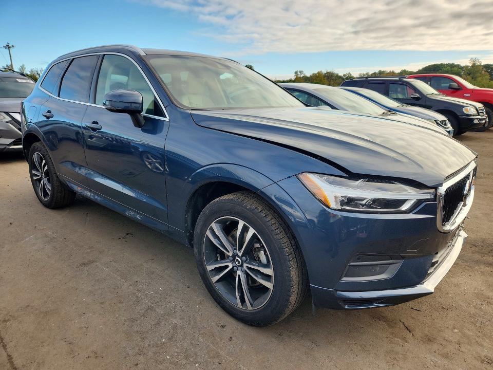 Photo 4 from auction – 2020 VOLVO XC60 with VIN YV4102RK0L1575747