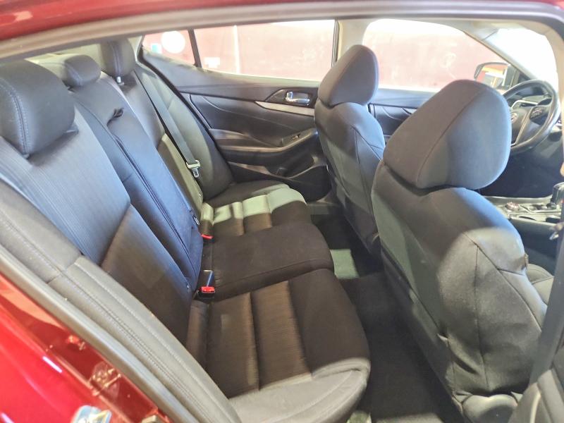 Photo 10 from auction – 2017 NISSAN MAXIMA with VIN 1N4AA6AP5HC408591