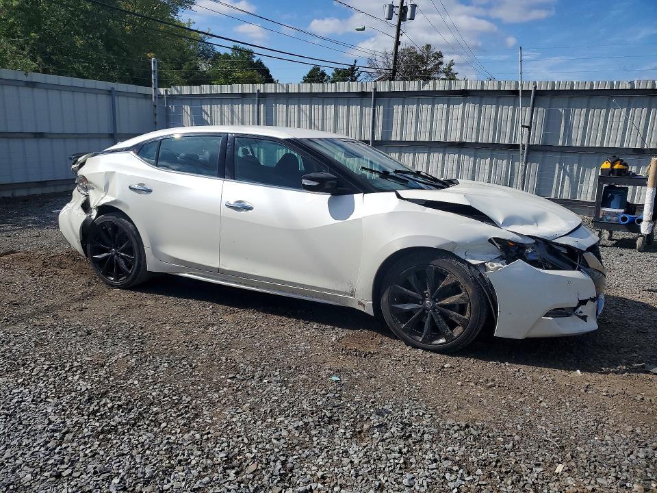 Photo 4 from auction – 2017 NISSAN MAXIMA with VIN 1N4AA6AP7HC434478