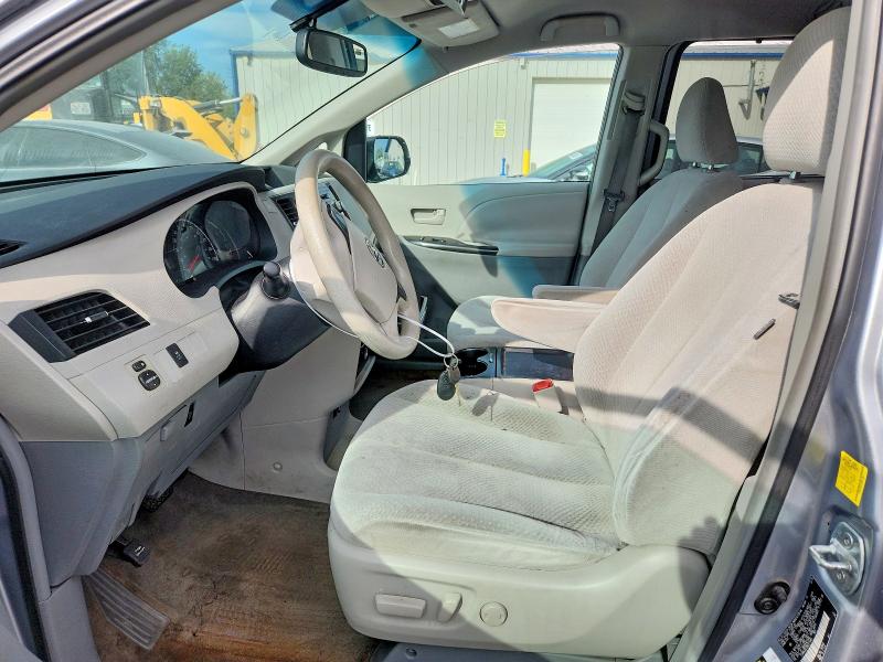 Photo 7 from auction – 2011 TOYOTA SIENNA with VIN 5TDKK3DC2BS111481