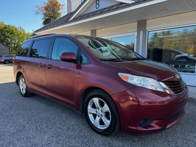 2016 TOYOTA SIENNA - Търг №70468136