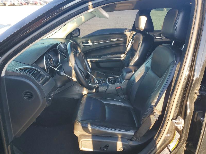Foto 7 de la subasta – 2017 CHRYSLER 300 con VIN 2C3CCAAG5HH661847