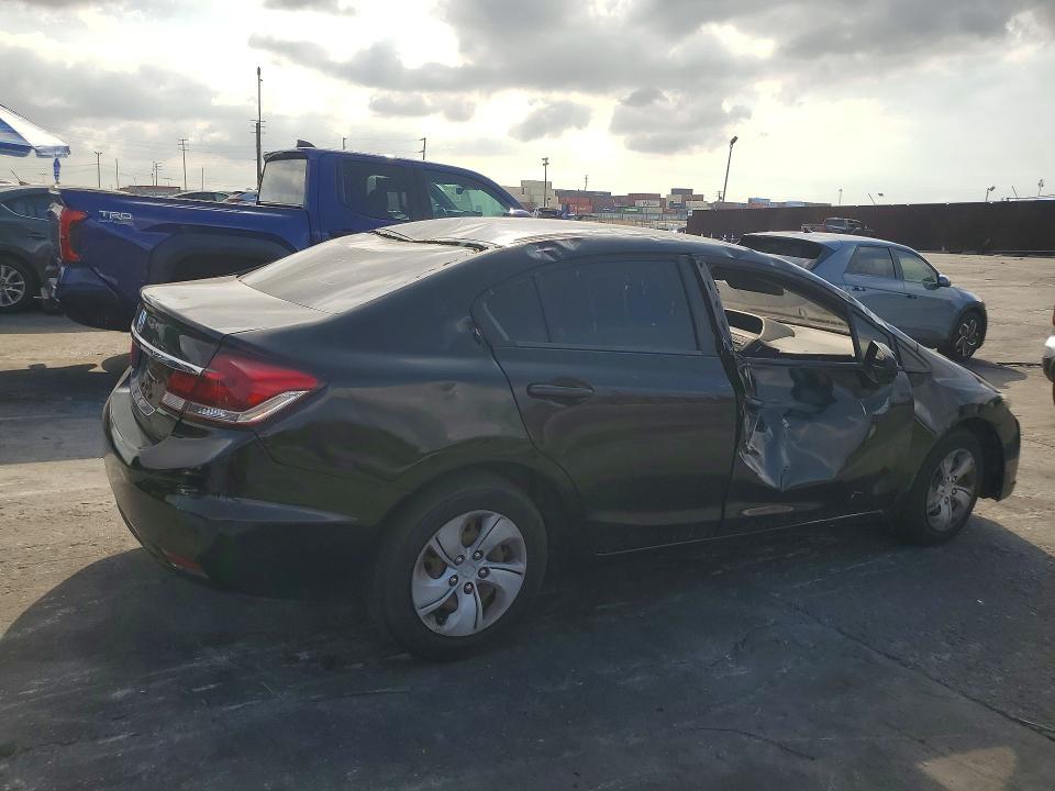Снимка 3 от търг – 2015 HONDA CIVIC с VIN 19XFB2F51FE705733