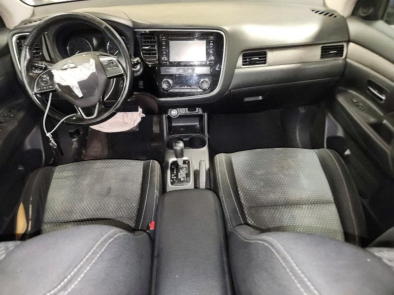Снимка 8 от търг – 2016 MITSUBISHI OUTLANDER с VIN JA4AZ3A30GZ004697