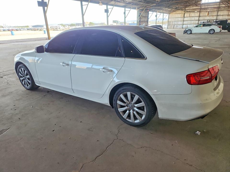 Foto 2 de la subasta – 2015 AUDI A4 con VIN WAUBFAFL6FN020664
