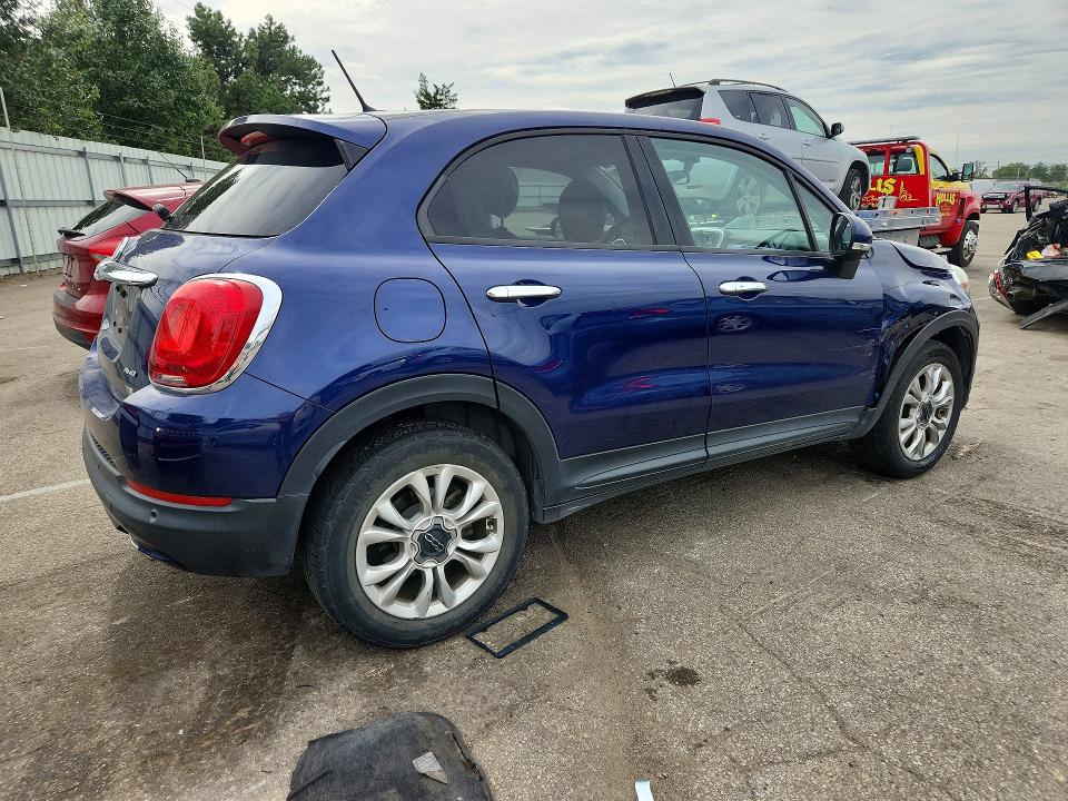 صورة رقم 3 من المزاد - 2016 FIAT 500X مع VIN ZFBCFYBT7GP368648