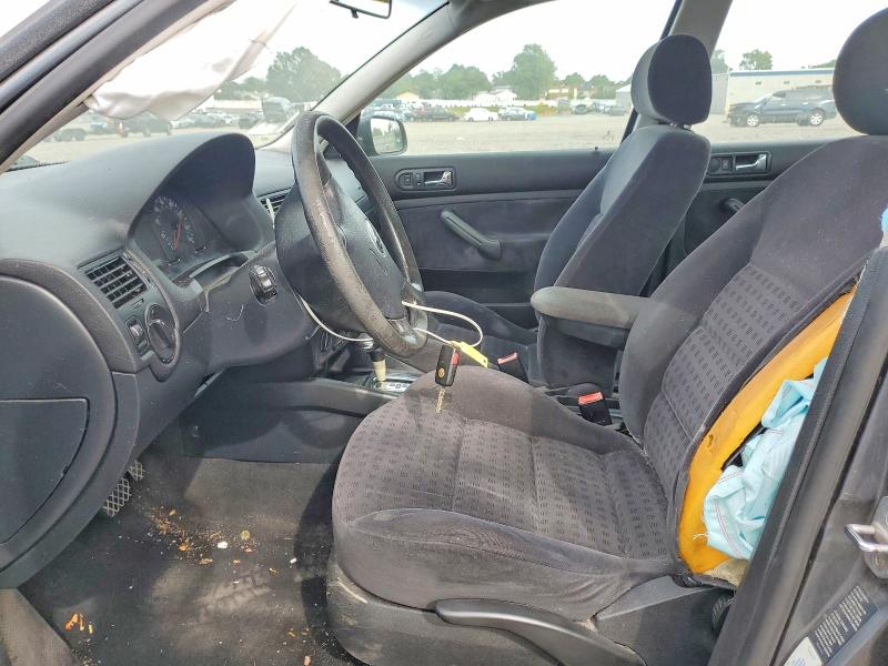 Снимка 7 от търг – 2003 VOLKSWAGEN JETTA с VIN 3VWSK69M93M037123