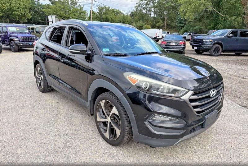 HYUNDAI TUCSON 2016 con VIN KM8J33A2XGU074697 - Foto de la subasta