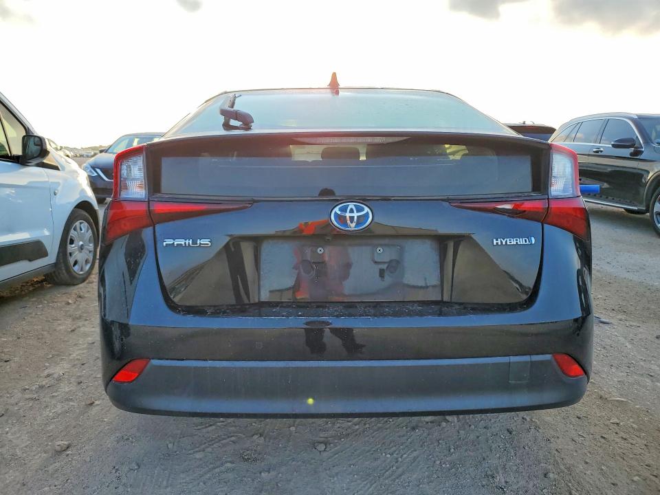 Снимка 6 от търг – 2021 TOYOTA PRIUS с VIN JTDKAMFU8M3146528