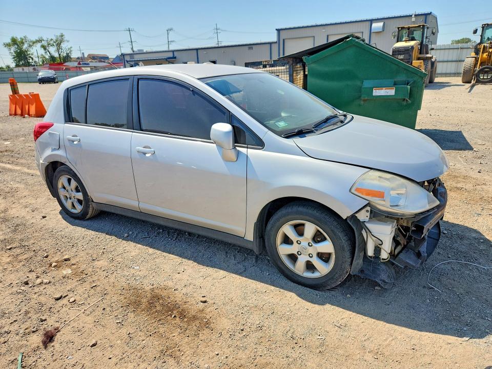 Photo 4 from auction – 2007 NISSAN VERSA with VIN 3N1BC13E37L425385