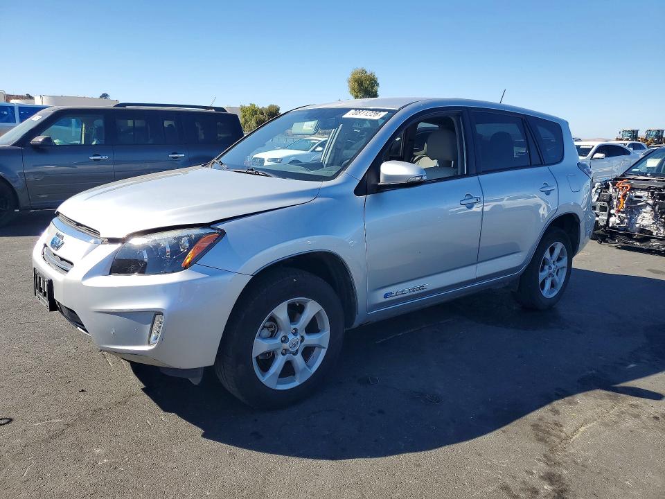 TOYOTA RAV4 EV 2014 с VIN 2T3YL4DV7EW002984 - Снимка от търг