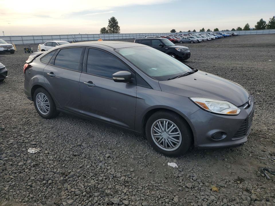 Photo 4 from auction – 2013 FORD FOCUS with VIN 1FADP3F28DL201372