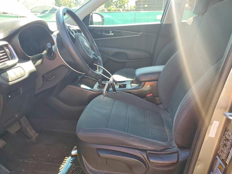 Foto 7 de la subasta – 2016 KIA SORENTO con VIN 5XYPGDA58GG166668