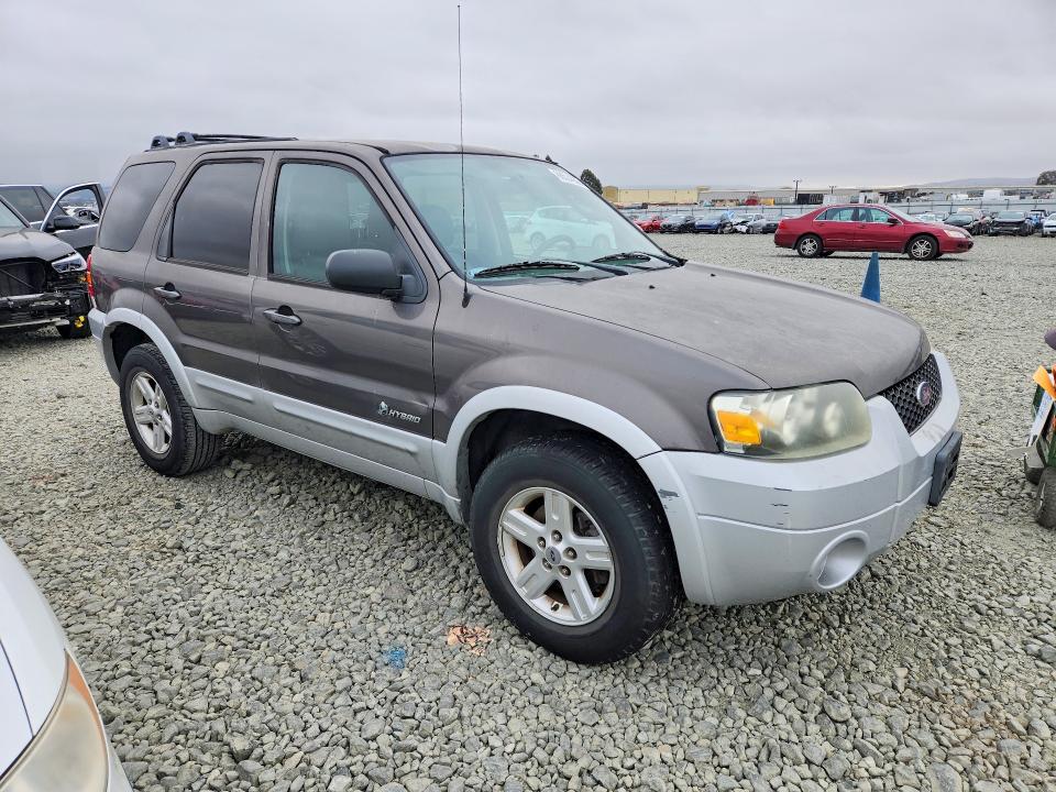 Photo 4 from auction – 2006 FORD ESCAPE with VIN 1FMCU96H56KC56081