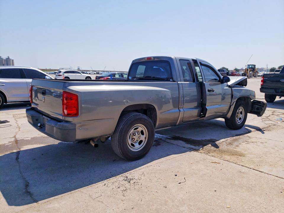 Photo 3 from auction – 2006 DODGE DAKOTA with VIN 1D7HE22KX6S702473