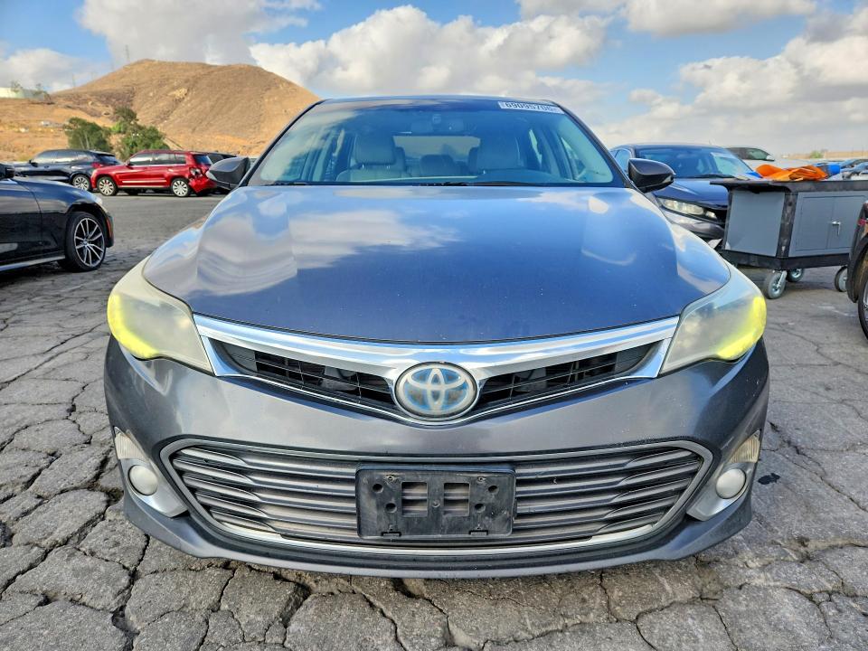 Photo 5 from auction – 2013 TOYOTA AVALON HYBRID with VIN 4T1BD1EB4DU016824