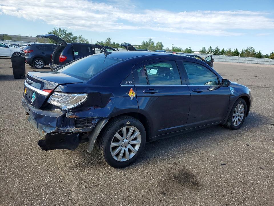 Zdjęcie 3 z aukcji – 2014 CHRYSLER 200 z VIN 1C3CCBBB7EN107785