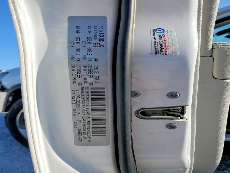 Photo 14 from auction – 2019 JEEP CHEROKEE with VIN 1C4PJLDB6KD225978
