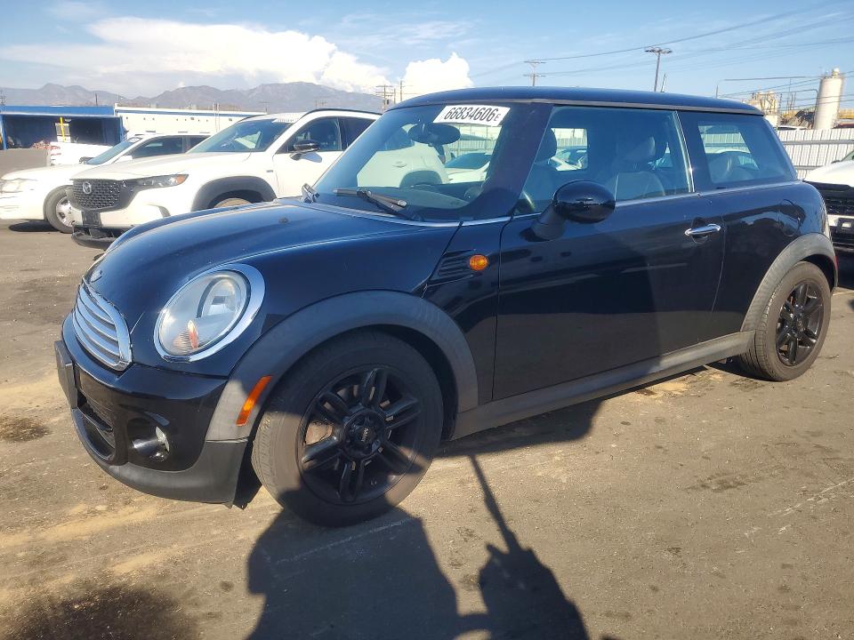 MINI COOPER 2012 with VIN WMWSU3C50CT256578 - Photo from auction