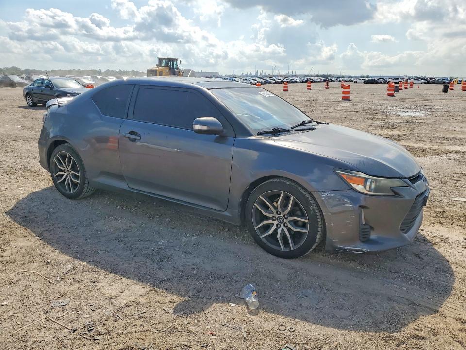 Photo 4 from auction – 2015 SCION TC with VIN JTKJF5C79FJ000700