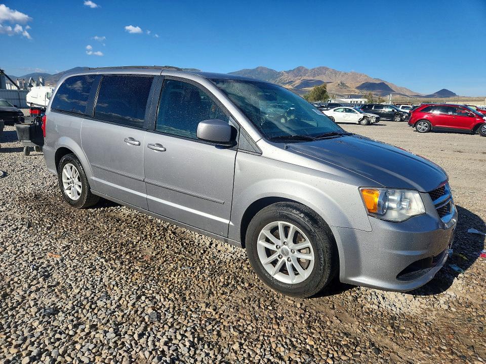 Photo 4 from auction – 2016 DODGE GRAND CARAVAN with VIN 2C4RDGCG4GR376441