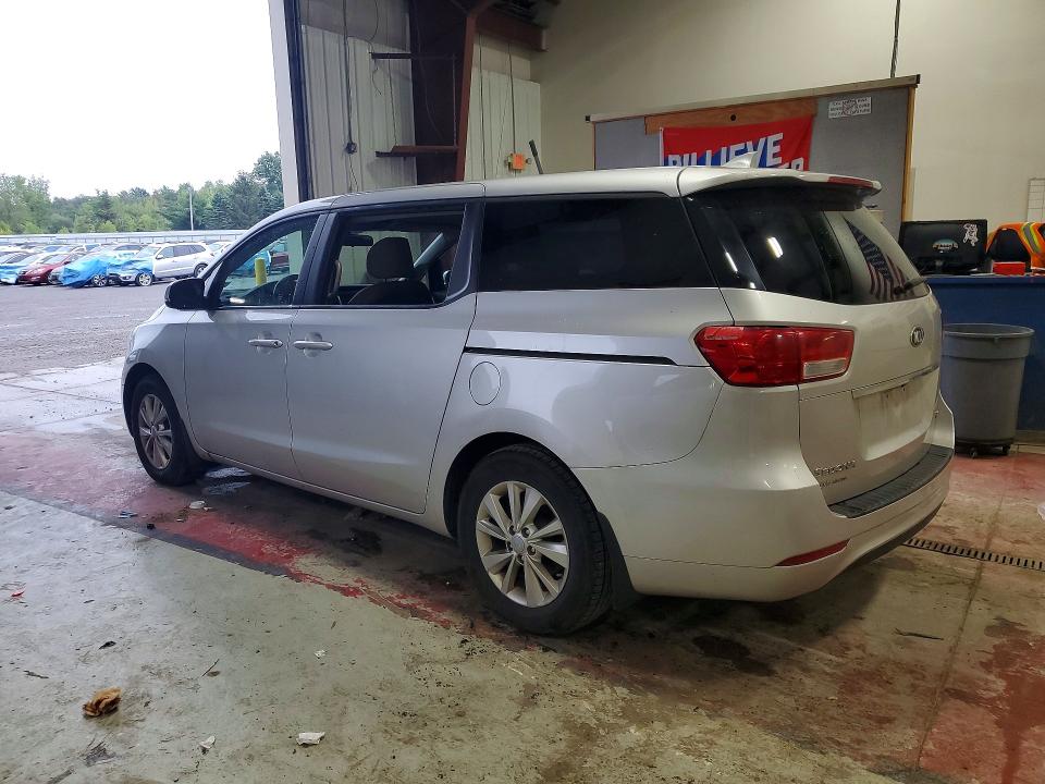 Photo 2 from auction – 2017 KIA SEDONA with VIN KNDMB5C11H6301432