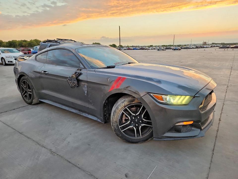 Photo 4 from auction – 2015 FORD MUSTANG with VIN 1FA6P8TH8F5310677