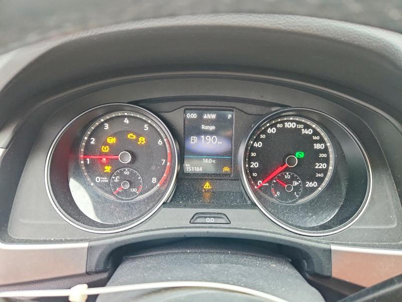 Photo 9 from auction – 2018 VOLKSWAGEN ATLAS with VIN 1V2LR2CA3JC513230