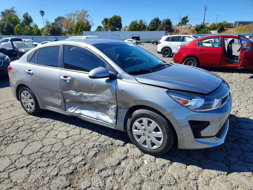 Photo 4 from auction – 2021 KIA RIO with VIN 3KPA24ADXME375849
