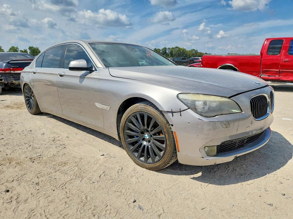 Фото 4 с аукциона – 2012 BMW 750 с VIN WBAKB8C56CC964529