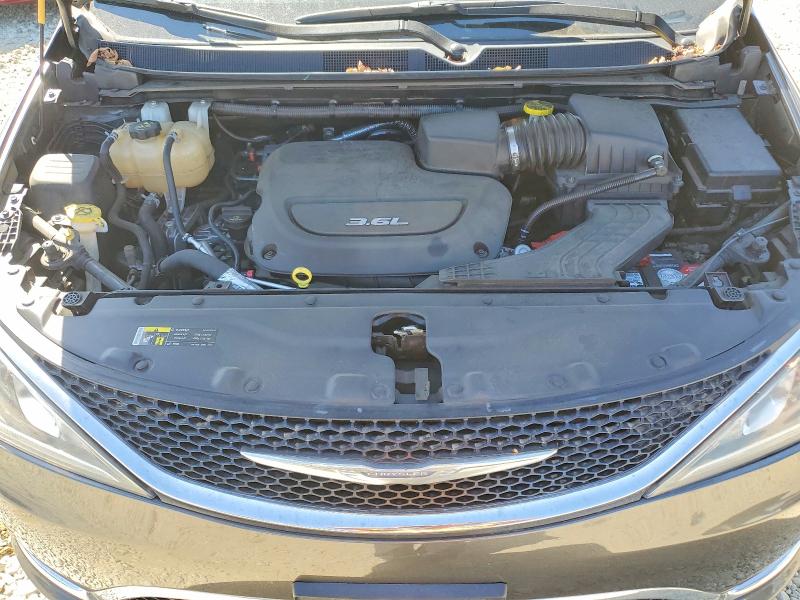 Photo 12 from auction – 2017 CHRYSLER PACIFICA with VIN 2C4RC1BG9HR517491