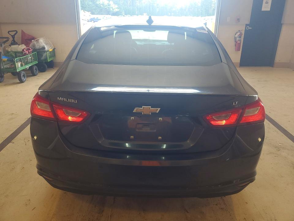 Photo 6 from auction – 2016 CHEVROLET MALIBU with VIN 1G1ZE5STXGF199975