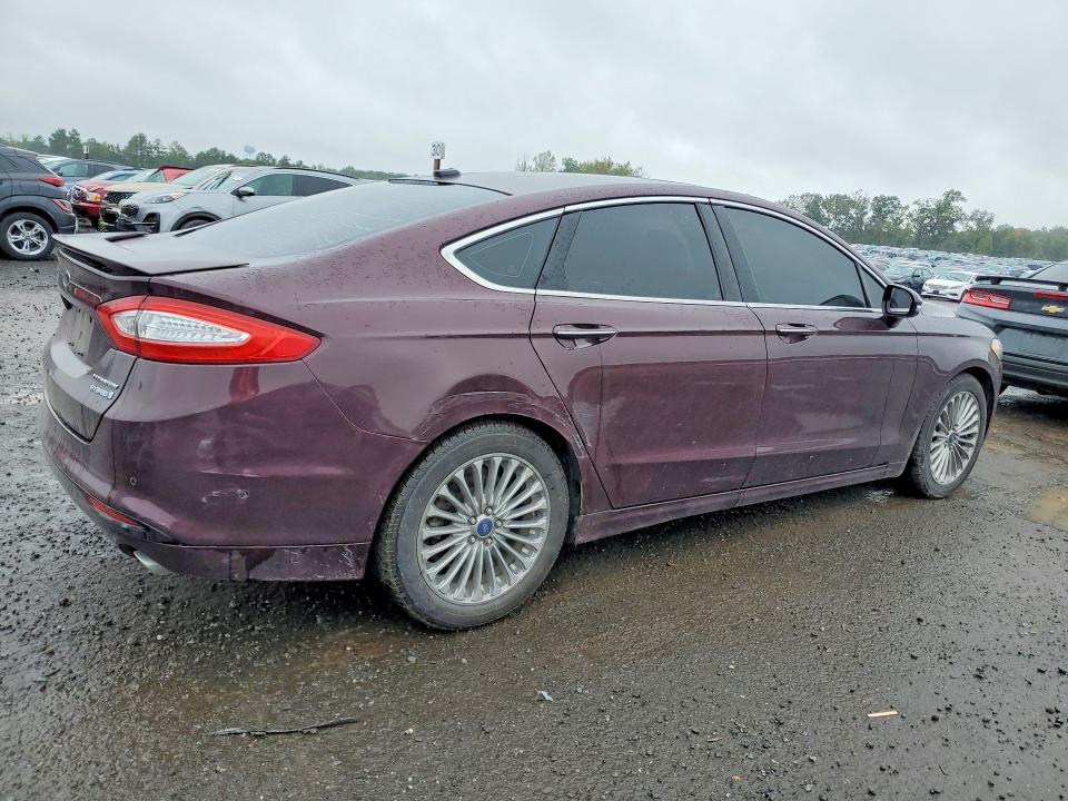 Photo 3 from auction – 2013 FORD FUSION with VIN 3FA6P0RU0DR295592