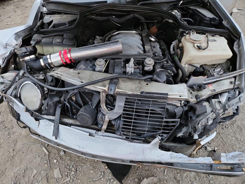 Снимка 11 от търг – 2000 MERCEDES-BENZ CLK с VIN WDBLJ70G3YF125677