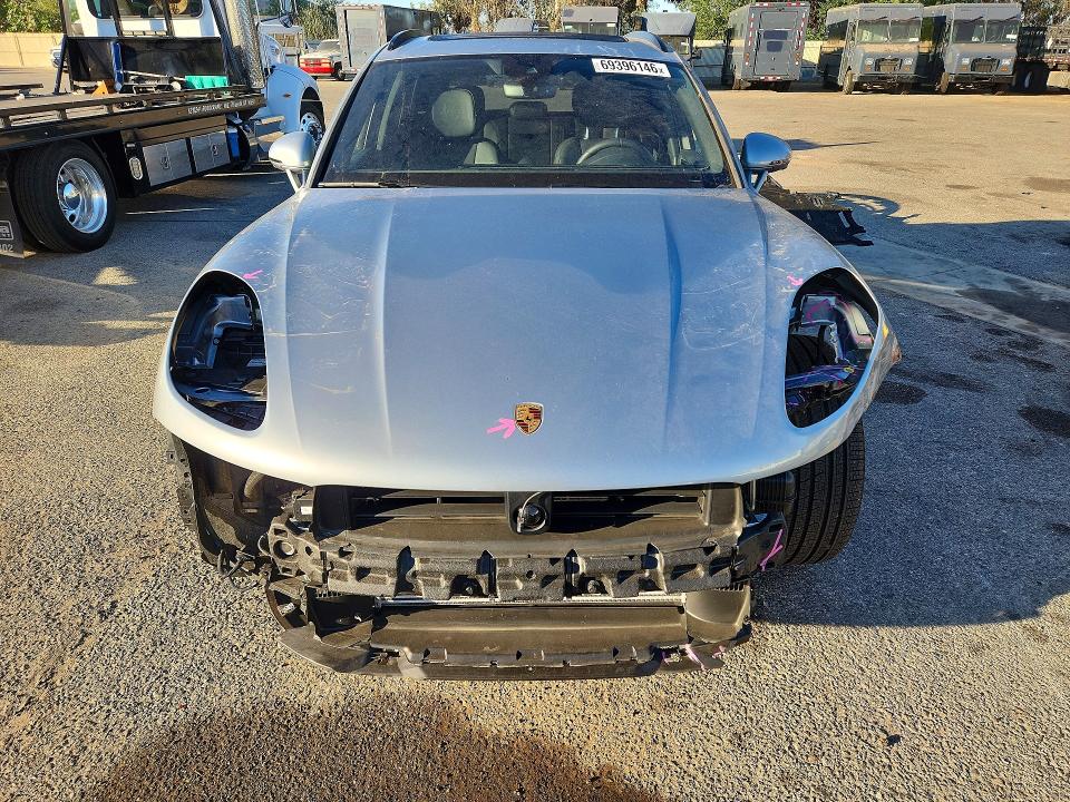 Photo 5 from auction – 2026 PORSCHE MACAN with VIN WP1AA2A58TLB11677