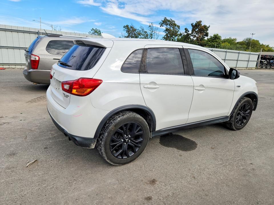 Снимка 3 от търг – 2017 MITSUBISHI OUTLANDER SPORT с VIN JA4AP3AU9HZ056992
