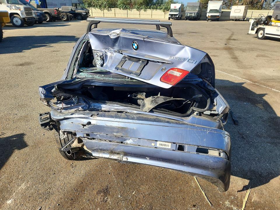 Photo 6 from auction – 2005 BMW 330 with VIN WBABD53465PD98791