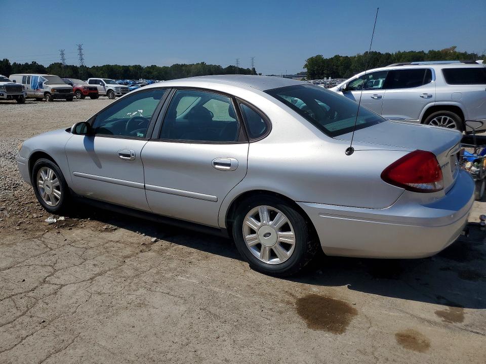 Photo 2 from auction – 2005 FORD TAURUS with VIN 1FAFP56215A232352