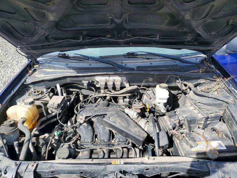 Photo 12 from auction – 2006 FORD ESCAPE with VIN 1FMCU93126KA55018